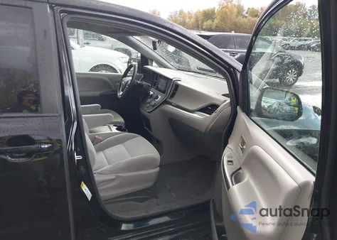 2015 Toyota Sienna Le 8 Passenger from USA, damaged, VIN 5TDKK3DC8FS575171